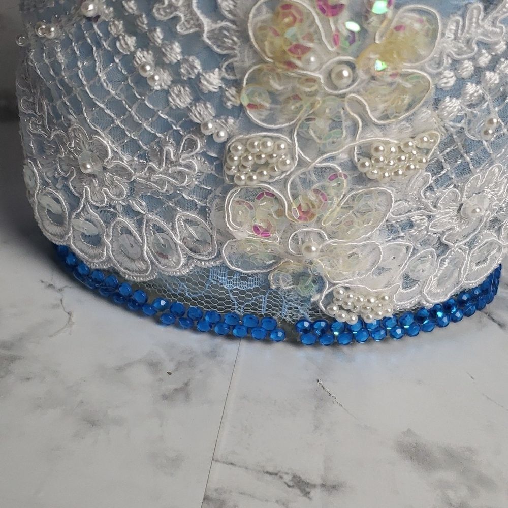 ‎Blue Victorianesque Bottle - Picture 5 of 12